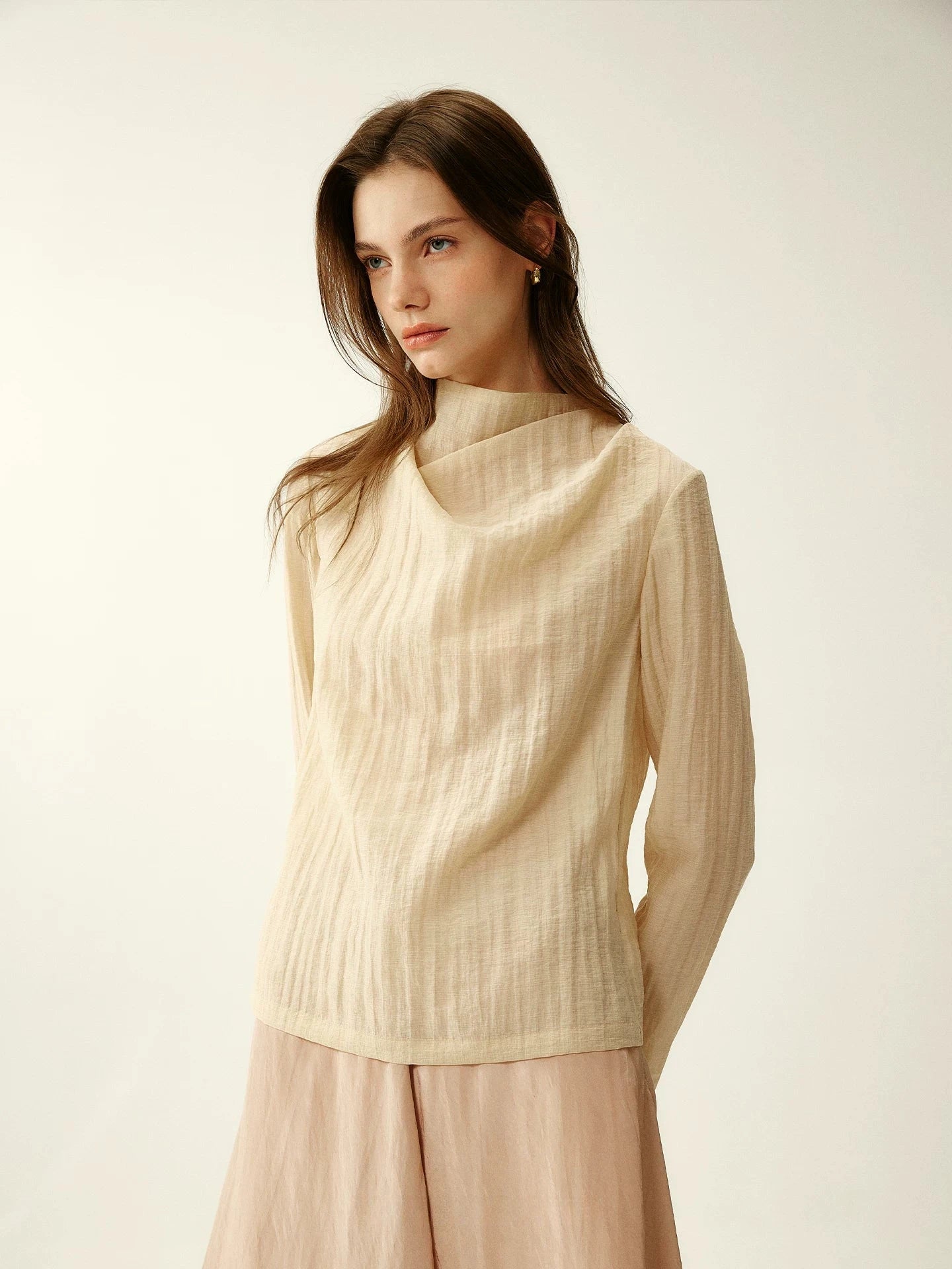 Almond Gauze Swing Collar Top