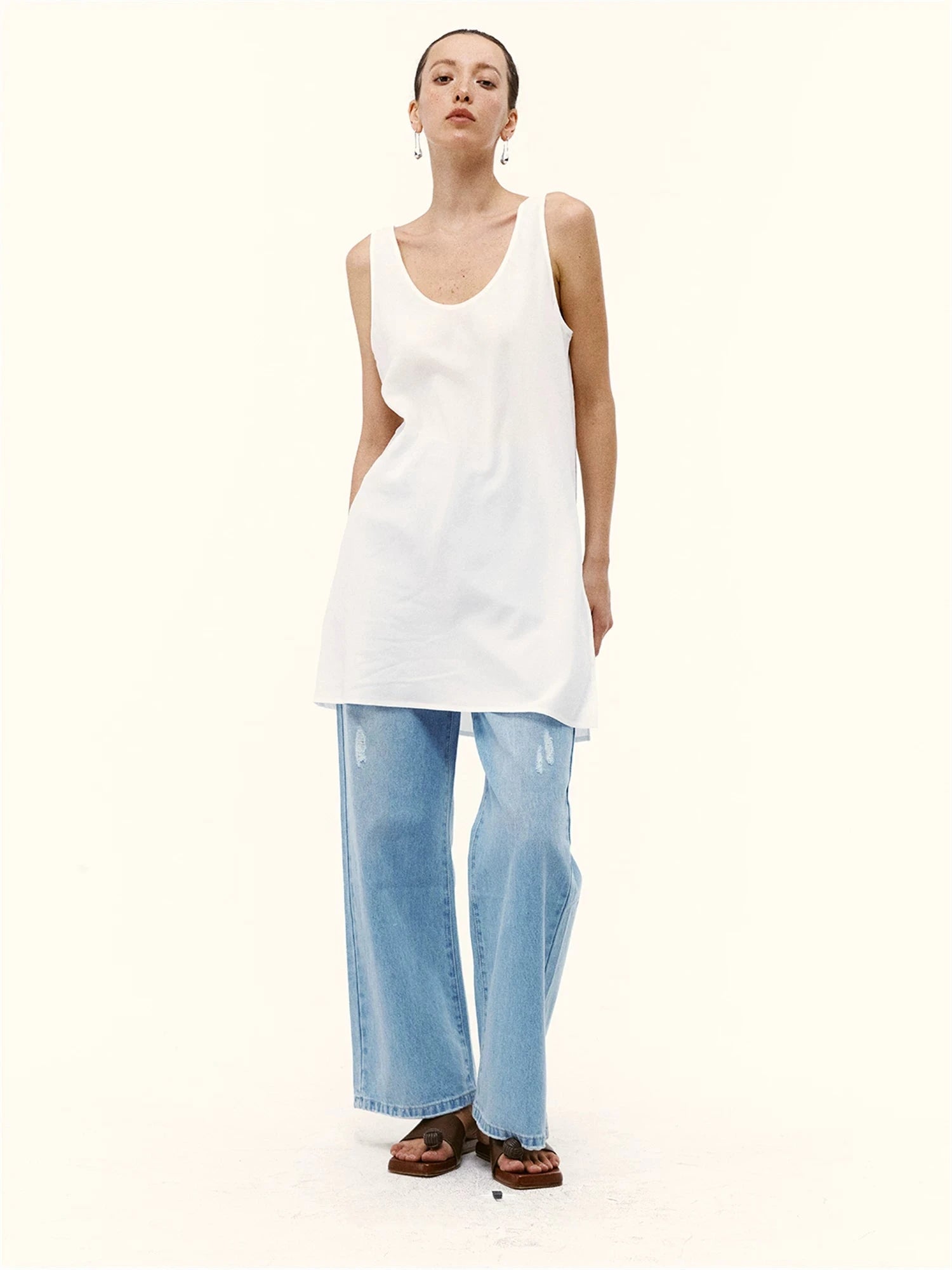 Essential U-Neck Slit Long Tank