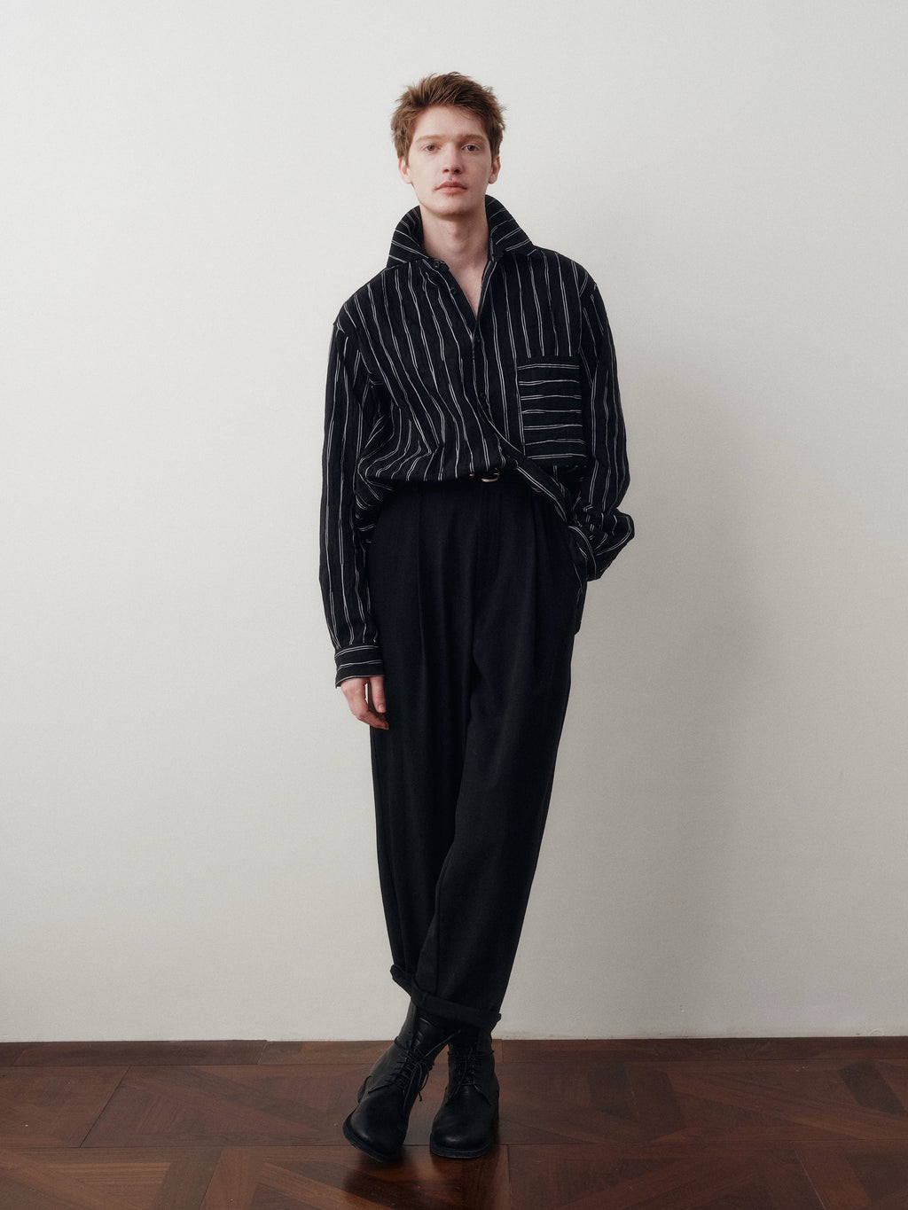 Pleated Wool Blend Cropped Trousers