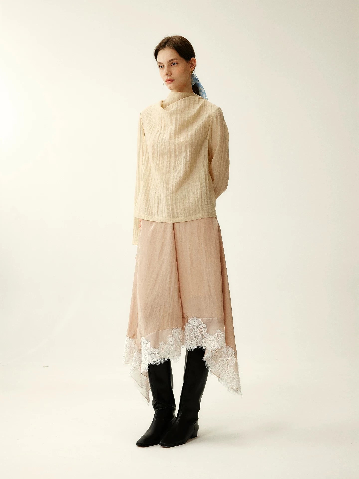Almond Gauze Swing Collar Top