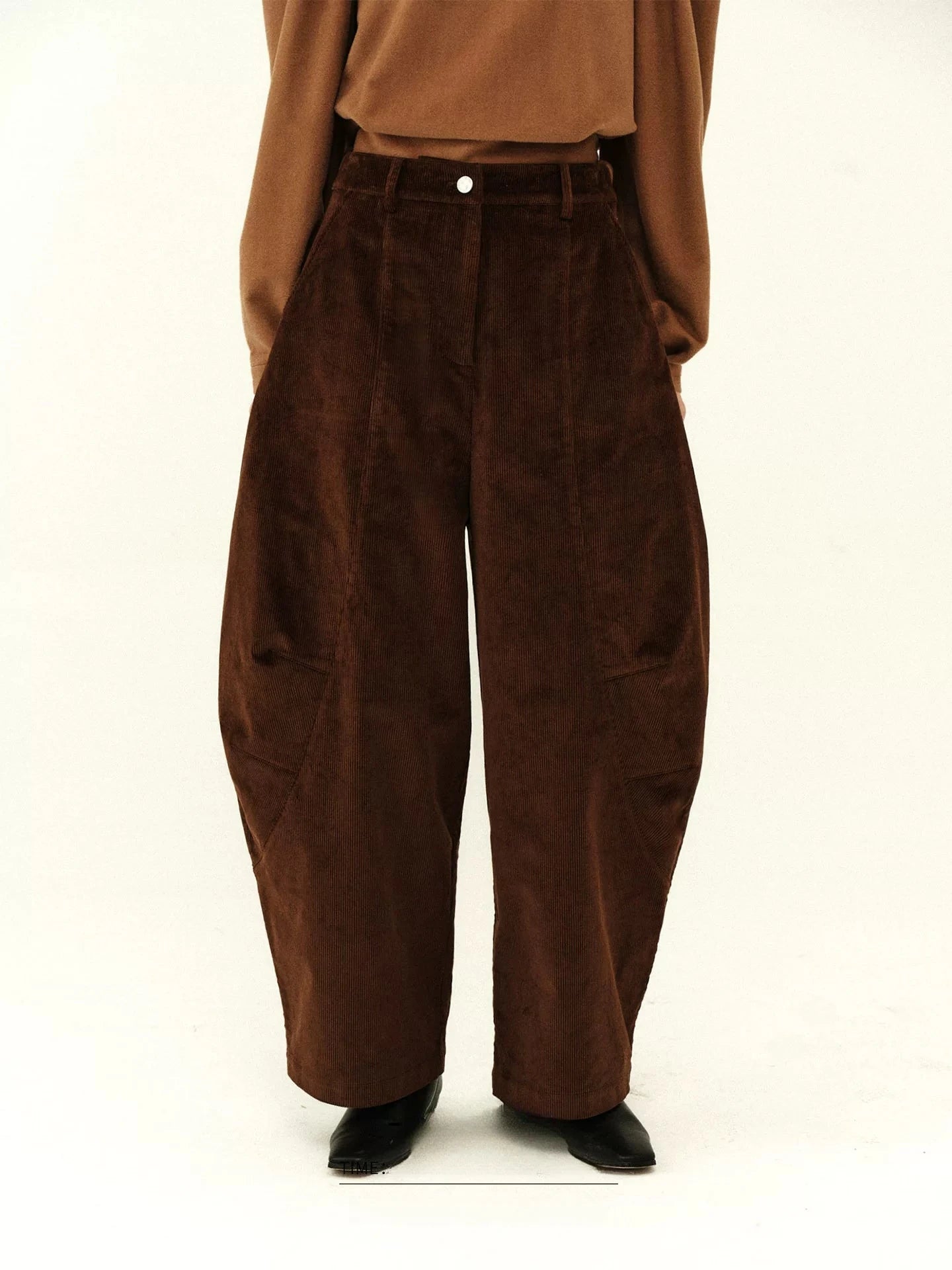 Corduroy Curved Balloon Trousers
