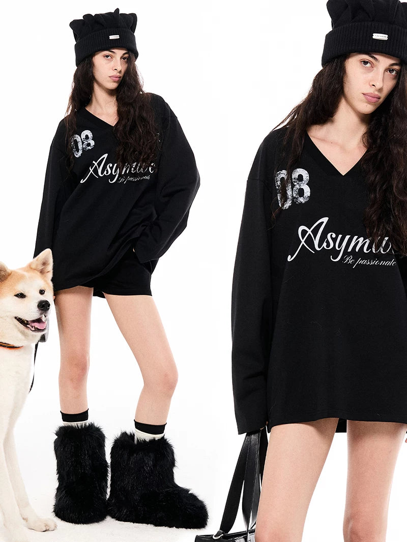 Asymwe Oversized V-Neck Graphic Jersey