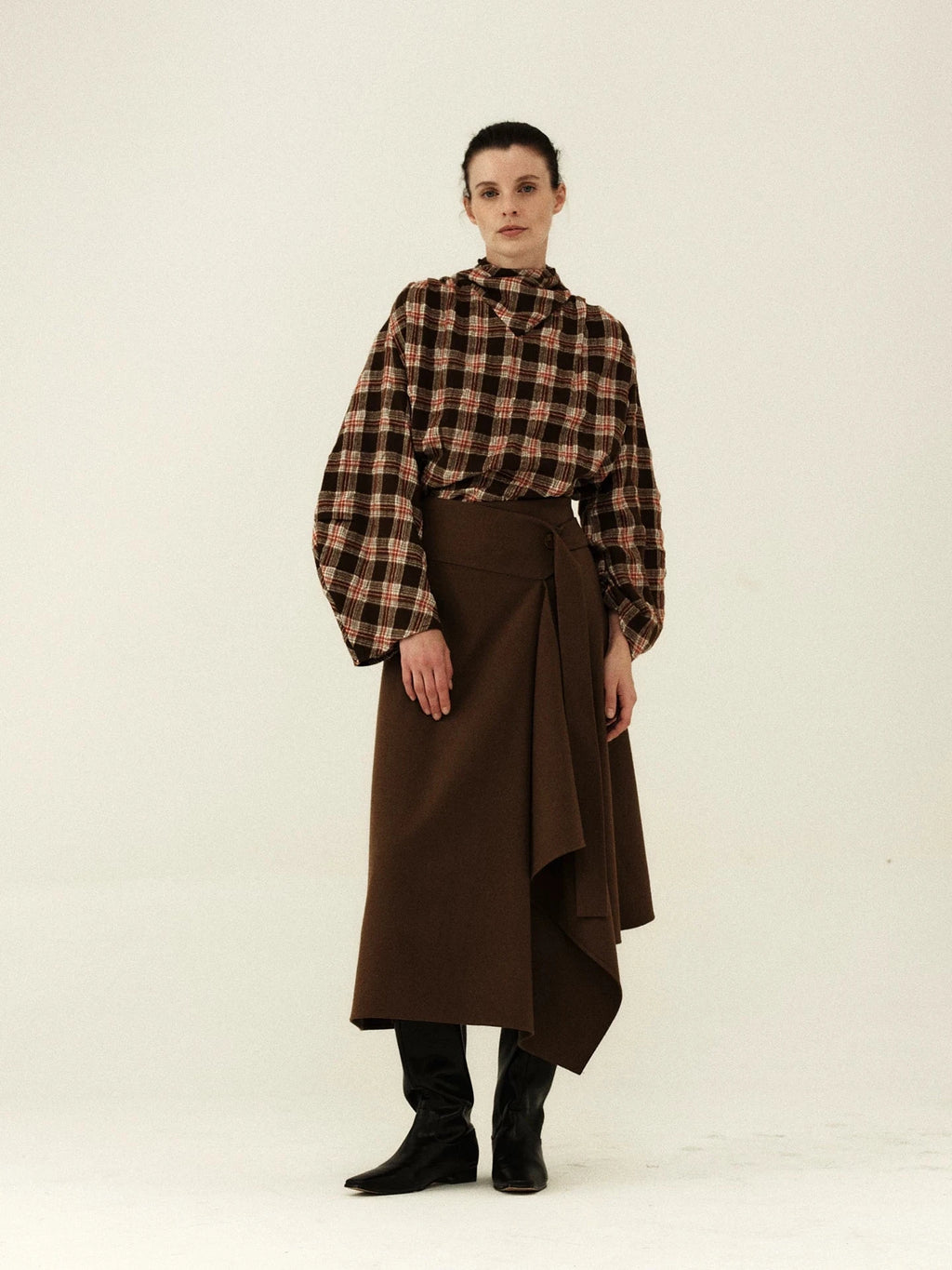 Wool Plaid Curved Sleeve Turtleneck Shirt
