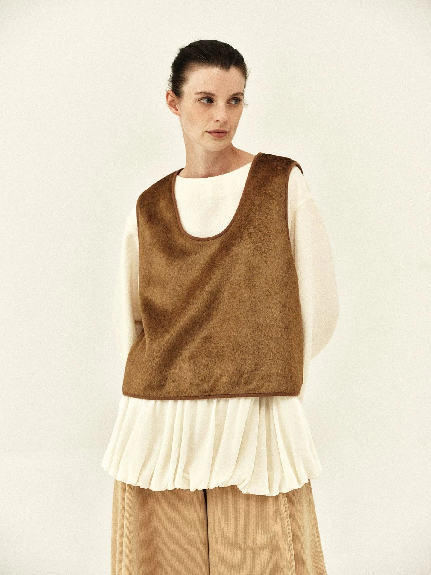 Faux Fur U-Neck Layering Vest