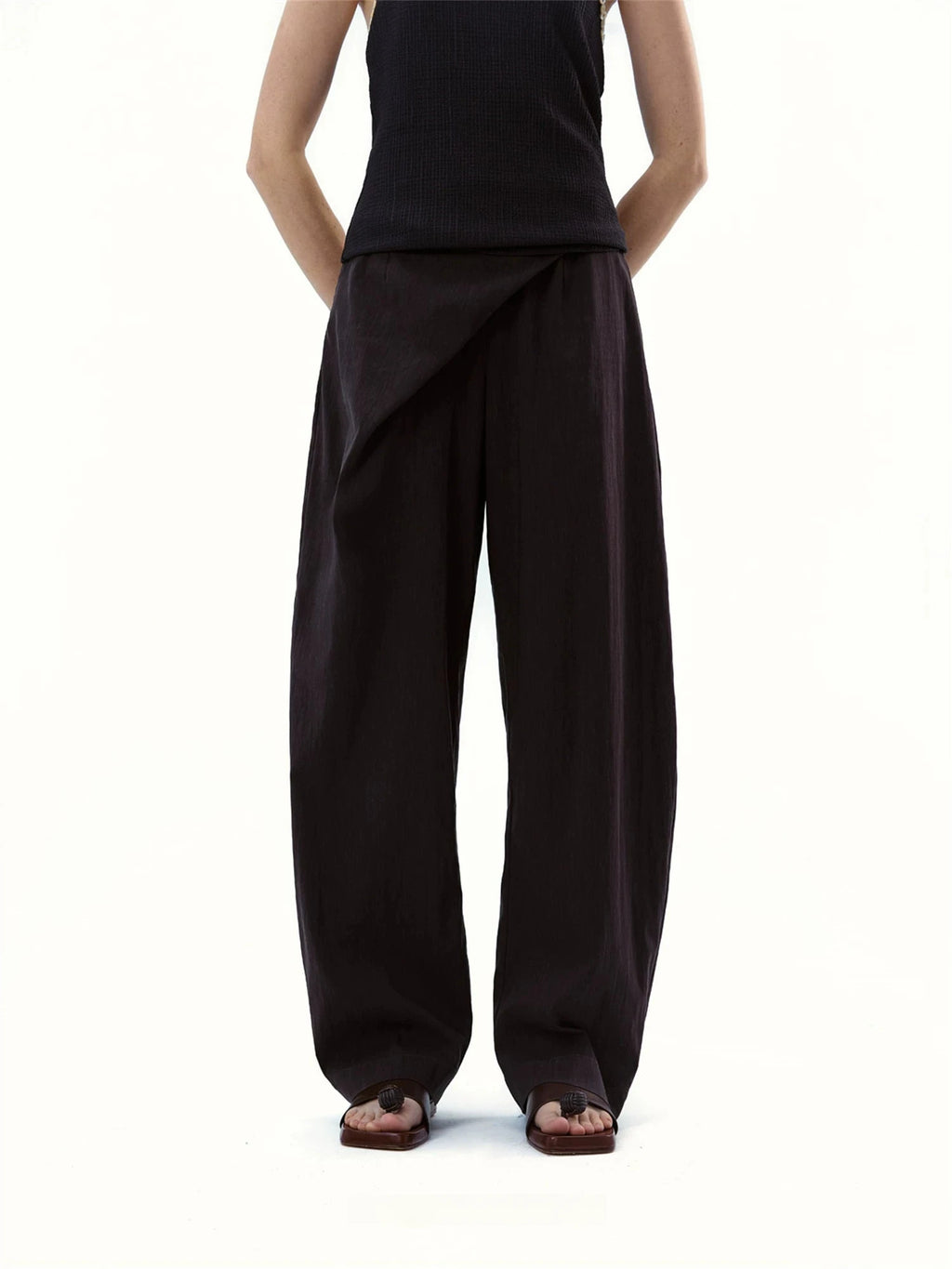 Diagonal Placket Curved Tailored Trousers