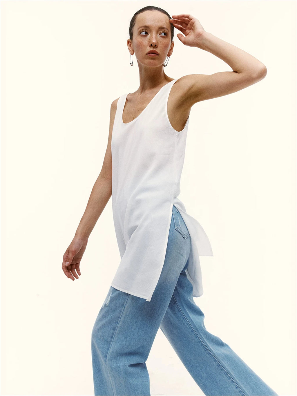 Essential U-Neck Slit Long Tank