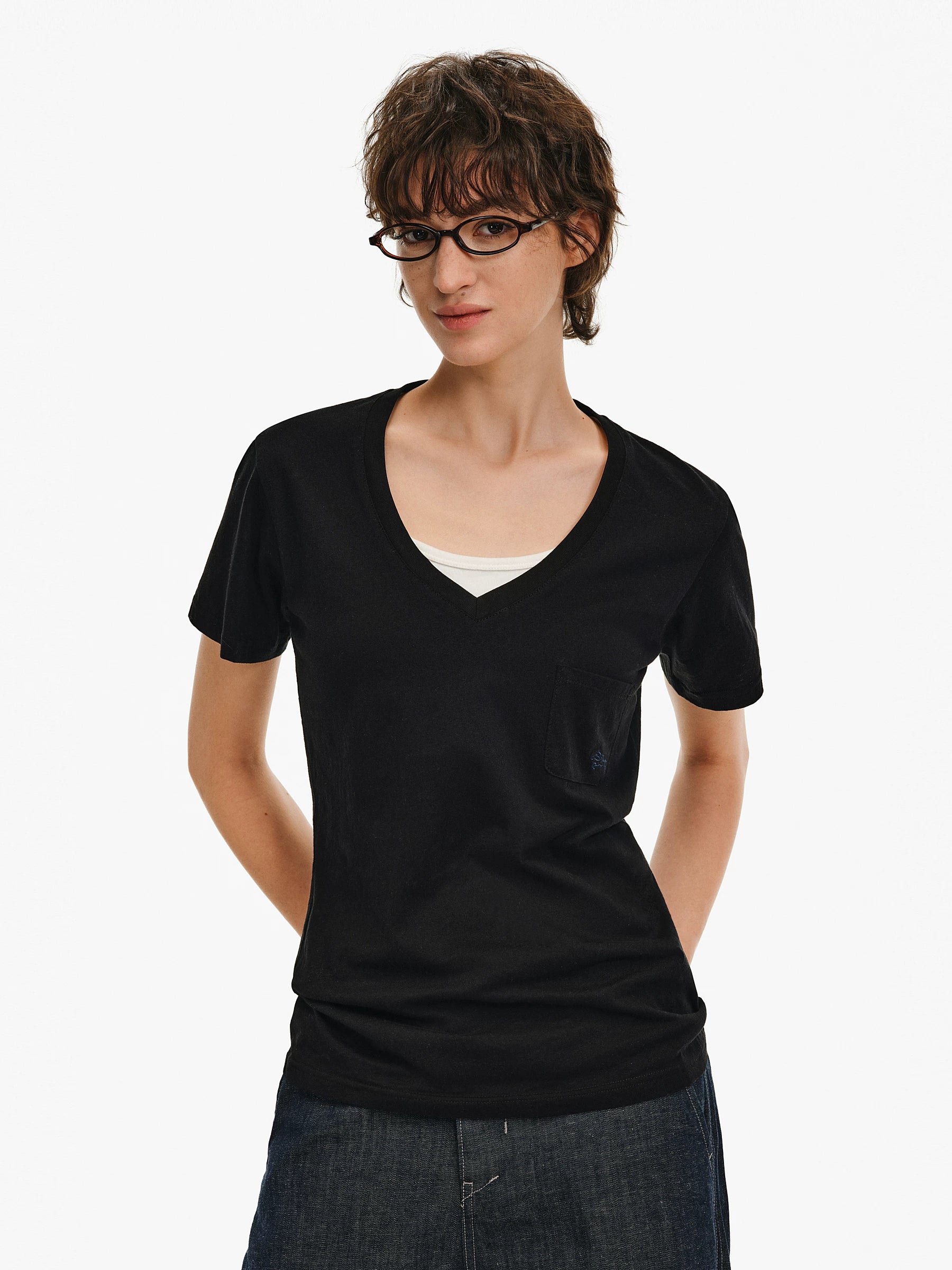 Linen Blend V-Neck Pocket T-Shirt