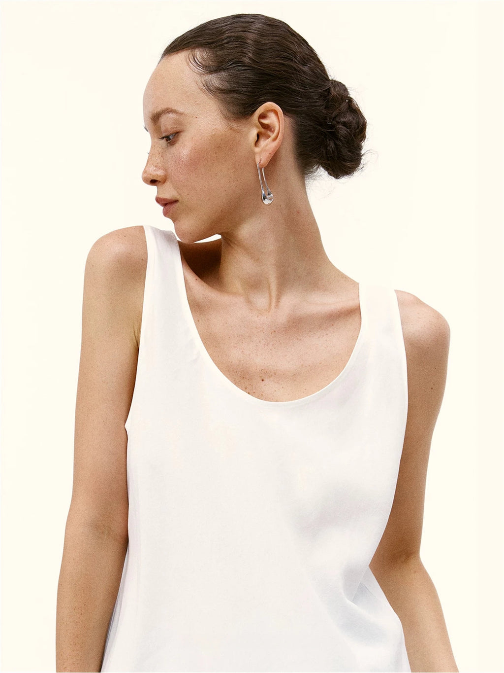 Essential U-Neck Slit Long Tank