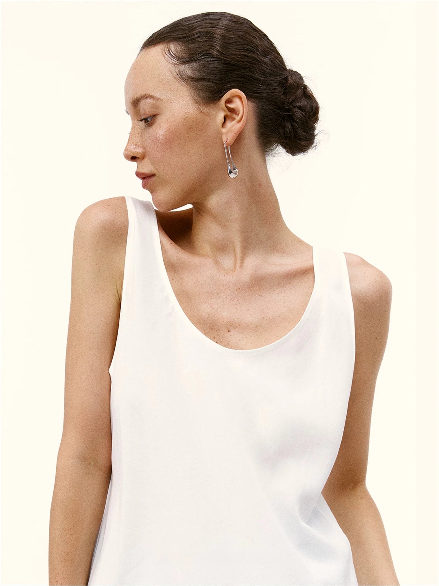 Essential U-Neck Slit Long Tank