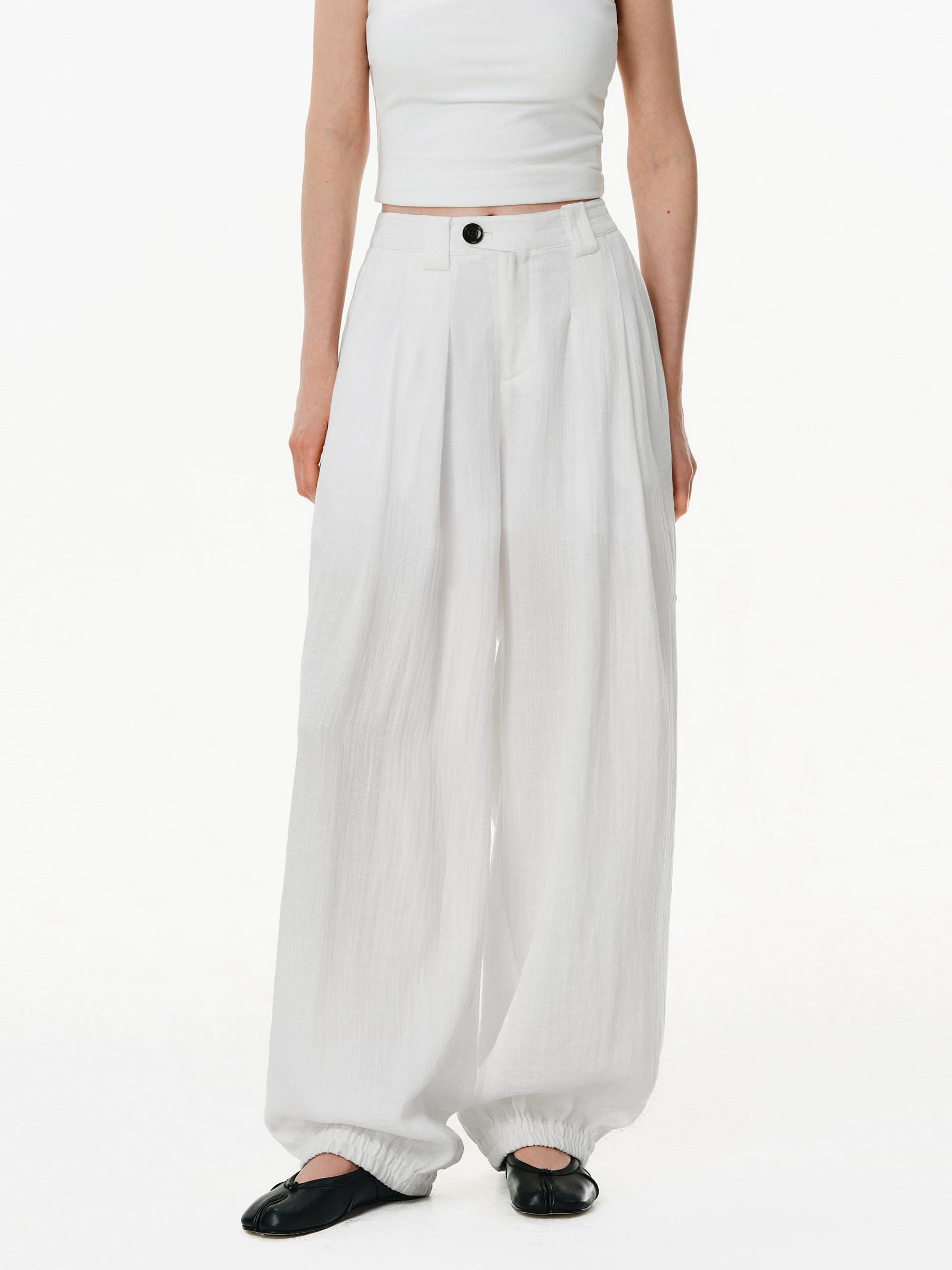 Linen Blend Pleated Wide-Leg Trousers