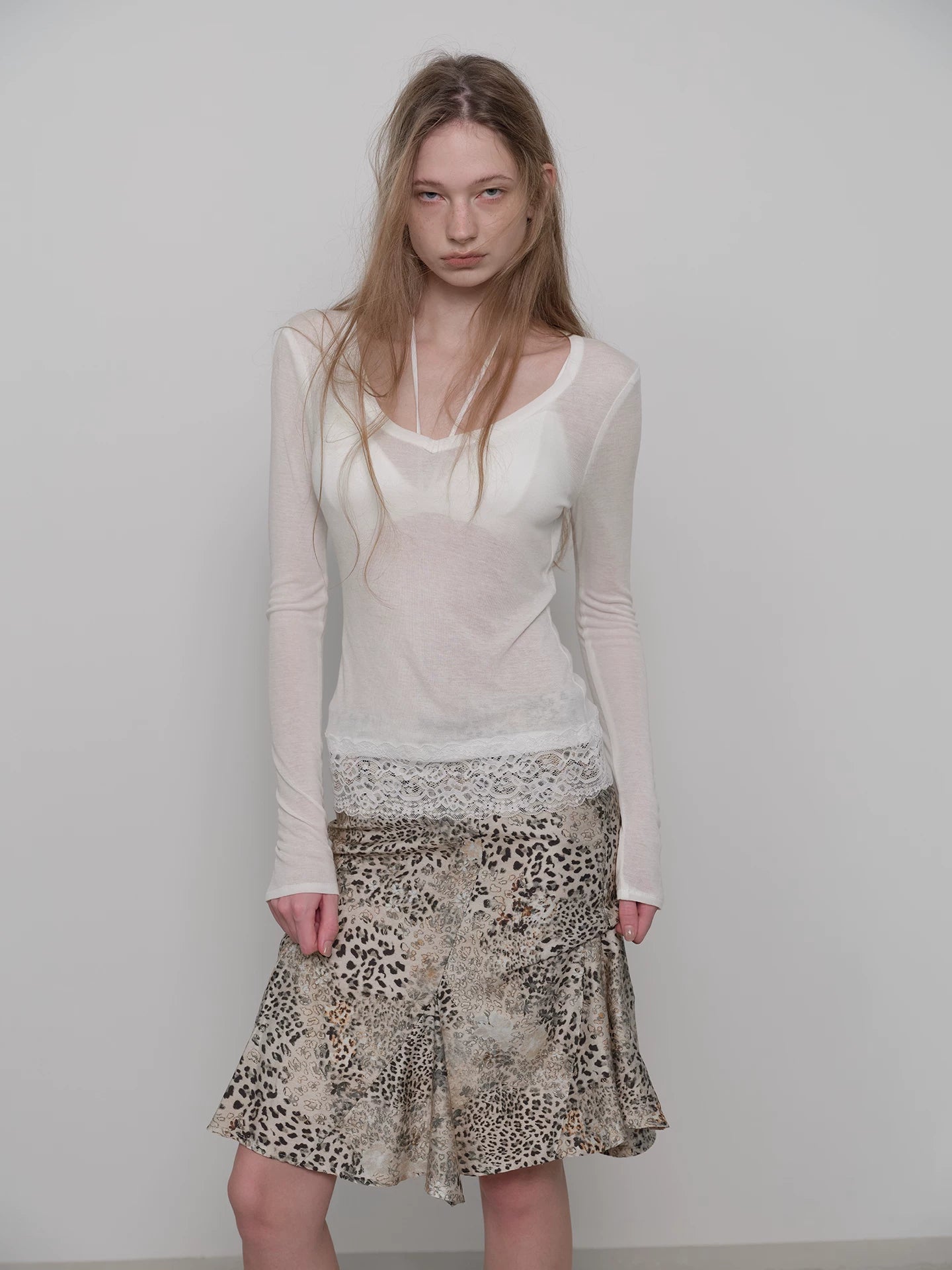 Lace-Trimmed Tencel Wool V-Neck Top