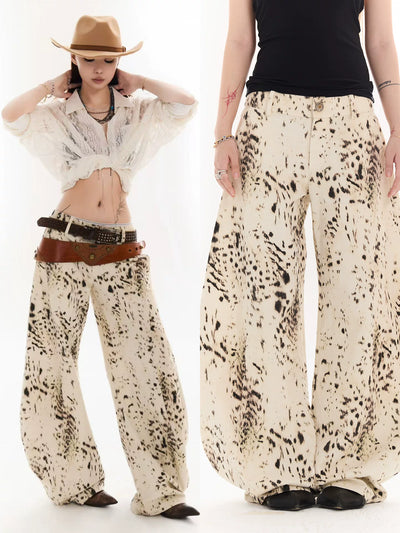 Low-Rise Printed Wide-Leg Jeans